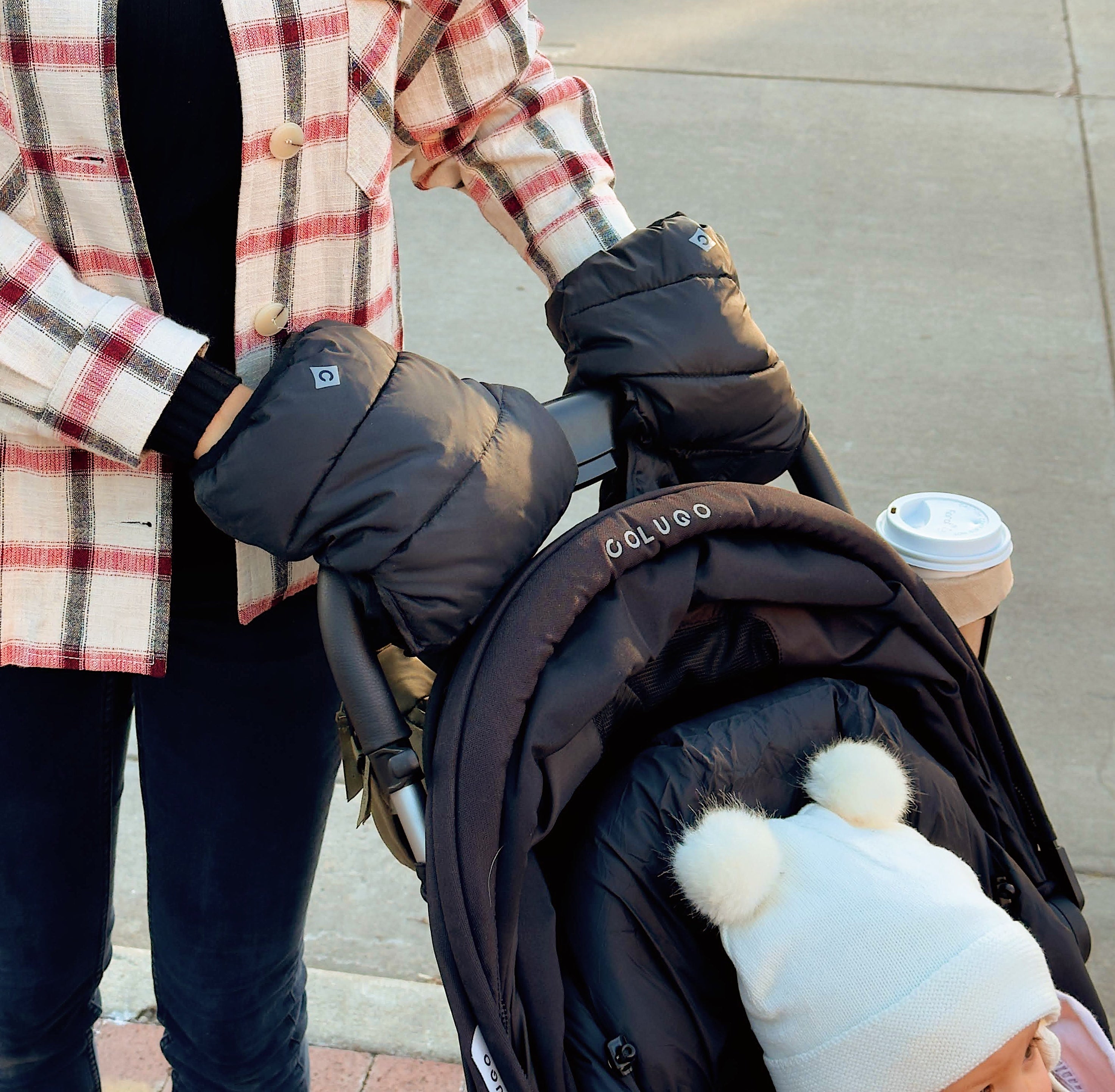 The Cozy Mittens, Black